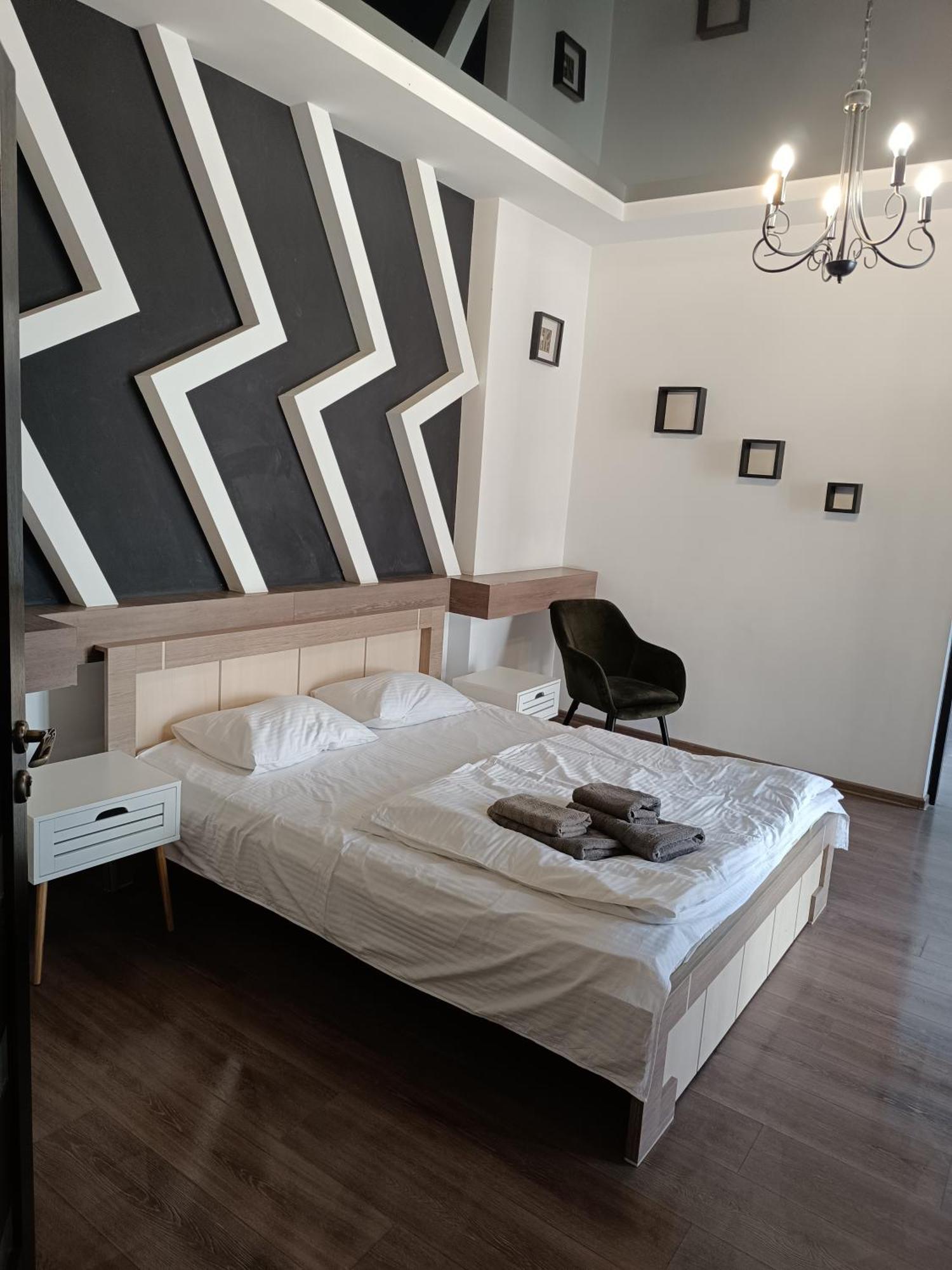 Apartments Zefir Lviv Eksteriør billede