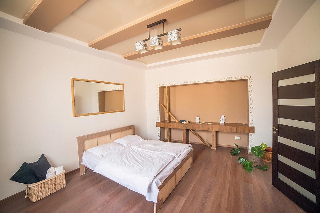 Apartments Zefir Lviv Eksteriør billede