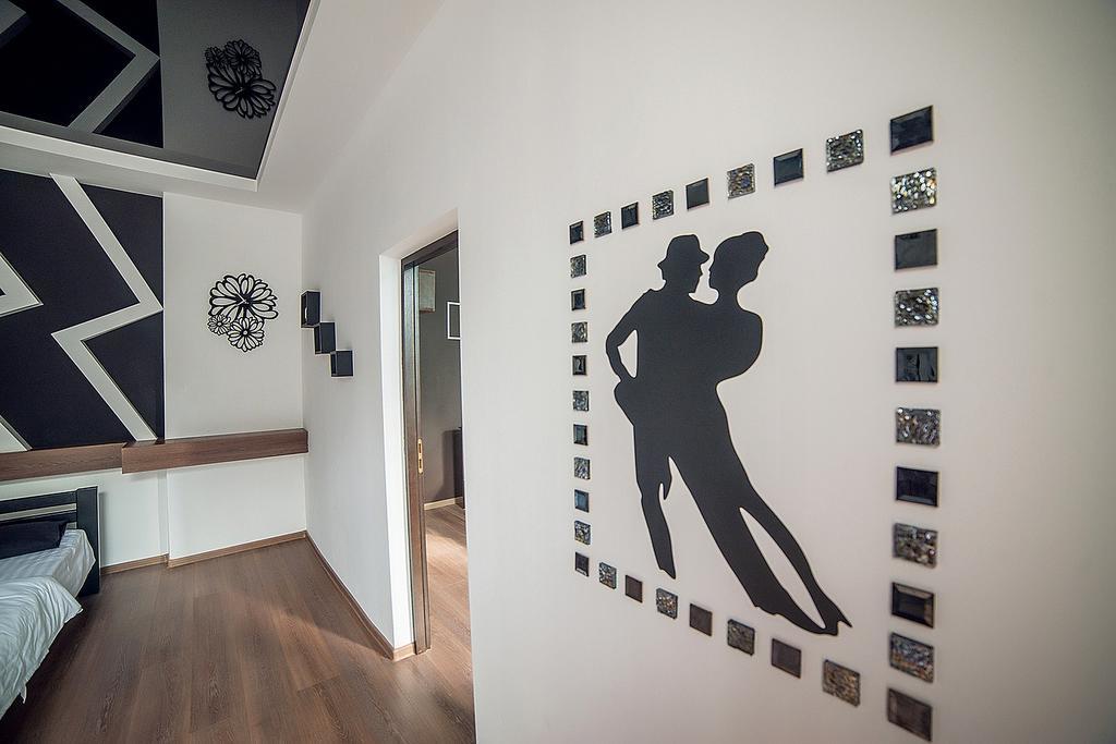 Apartments Zefir Lviv Eksteriør billede