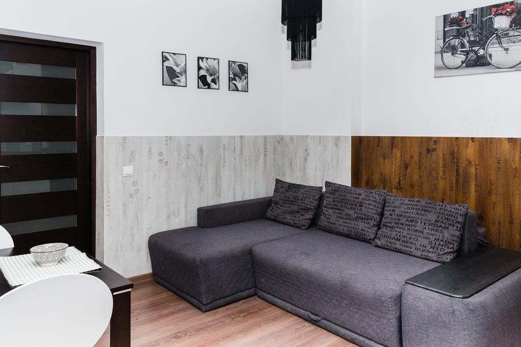 Apartments Zefir Lviv Eksteriør billede